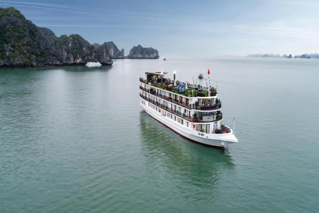 ホテル Thu Thuy Cruise - Travel Chan Chau エクステリア 写真